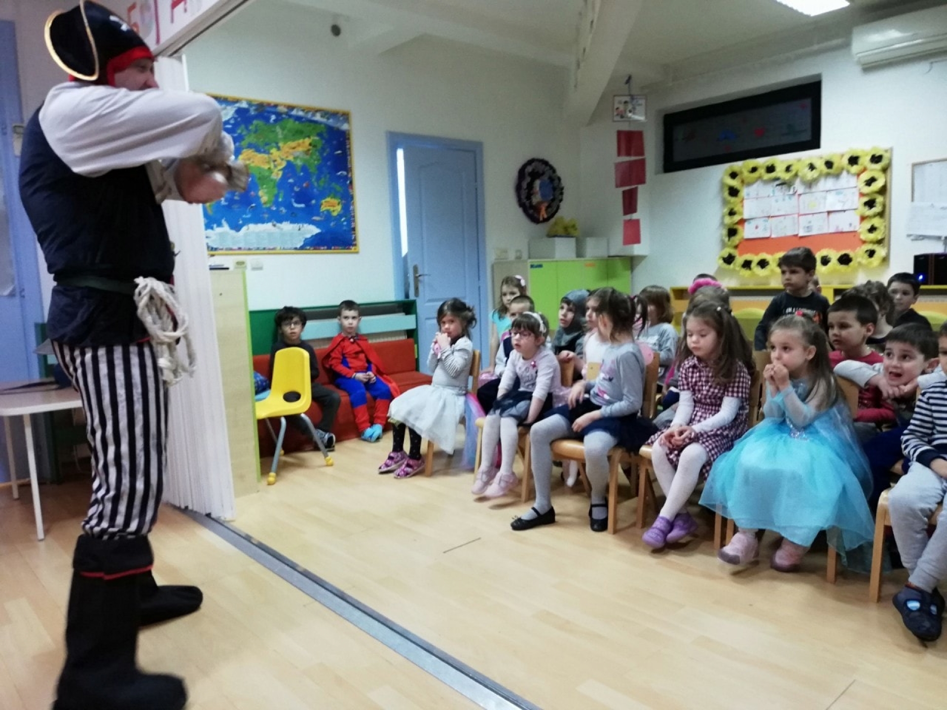 Pidžama žurka u martu