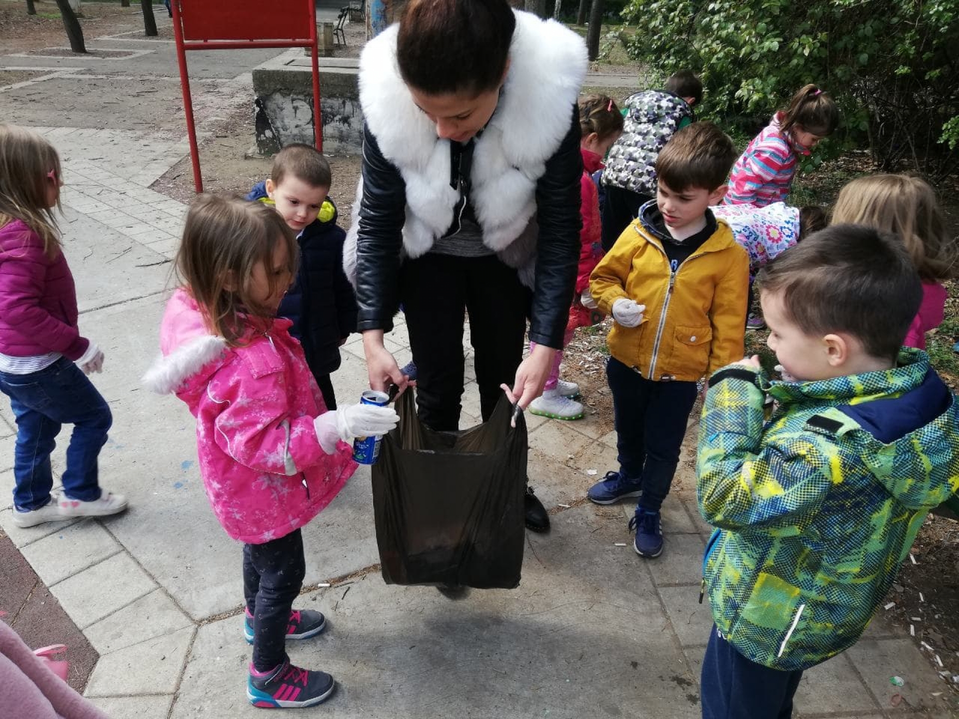 Projekat "Ne prljaj. Nemaš izgovor!"